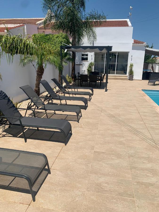 Campoamor Villa & Private Pool, Garden & Roof Terraces Distant Sea Views Orihuela Bagian luar foto